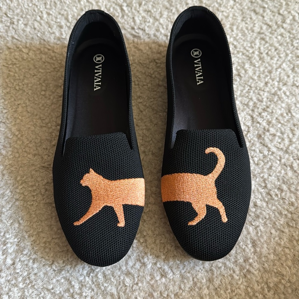 VIVAIA Round-Toe Embroidered Loafers Cat EU36.5